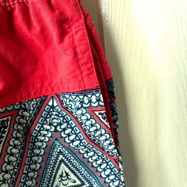 Patagonia Baggies Chevron print mini skirt - Image 10