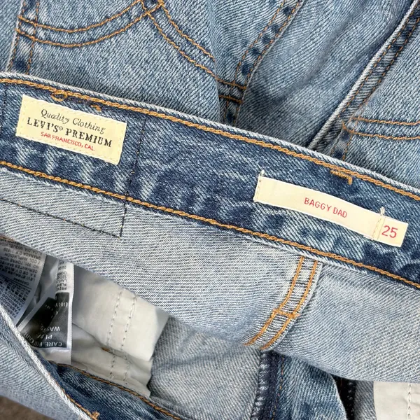 Levi’s Premium Baggy Dad Wide Leg Jeans - Image 5