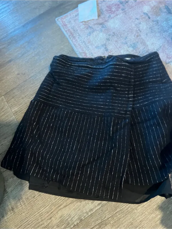 Alice + Olivia Black Pinstripe Tiered Peplum Skirt - Image 3