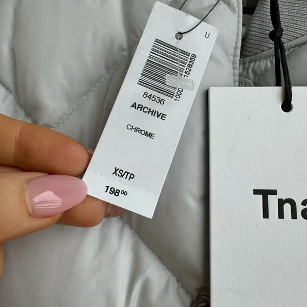NWT Aritzia TNA Archive Quilted Premium Goose Down Gray Chrome Coat Size XS - Image 5