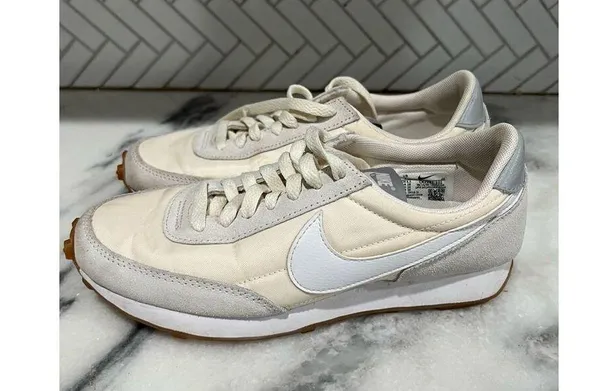 Nike Daybreak Summit Women's Shoes White/Pale Ivory/Light Smoke Grey CK2351-101 - Image 9