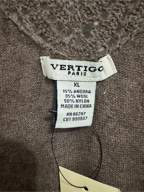 Vertigo Paris Brown Knit Sleeveless V-Neck Vest - Image 4