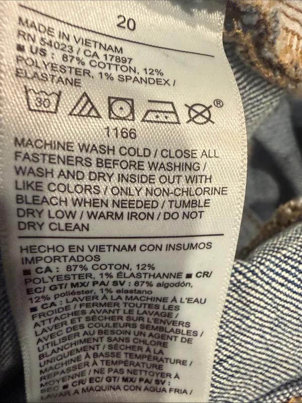 NWT Old Navy high-rise OG loose jeans size 20. - Image 3