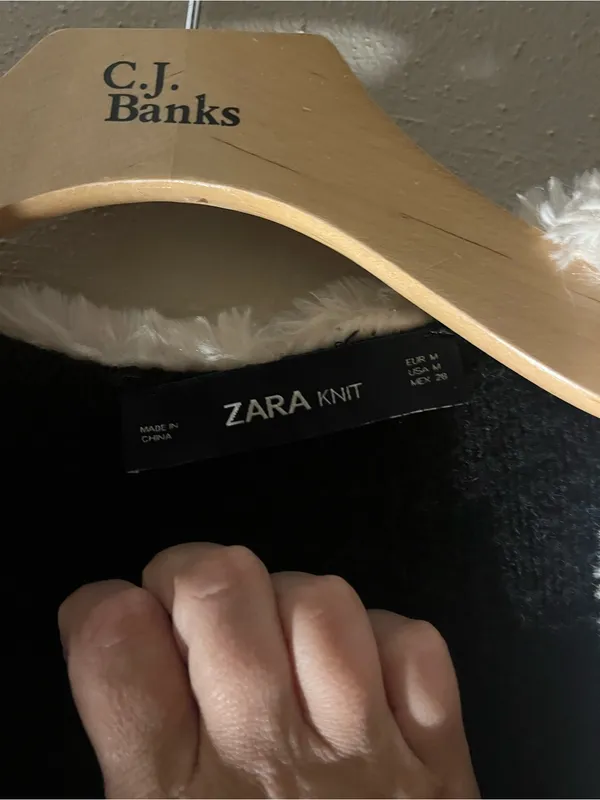 Zara Black Cardigan with Cream Sherpa Trim - Image 3