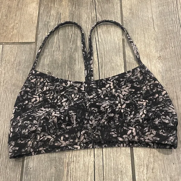 Lululemon Black and Gray Sports Bra - Image 4
