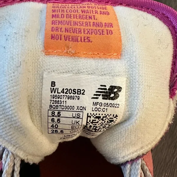 New Balance 420 Colorblock Sneaker Magenta Pop Purple 8.5 - Image 8