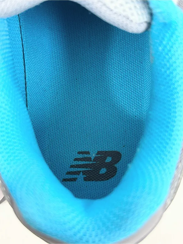 New Balance 1540v3 Silver/Polaris Running Shoes Size 10 - Image 8
