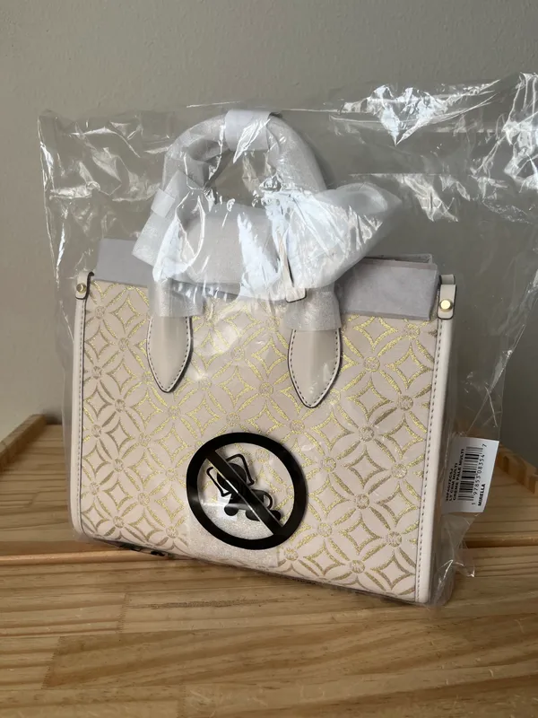 Michael Kors Purse - Image 14