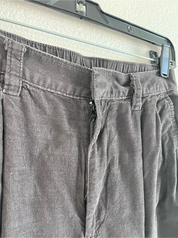 GAP Women's High Waisted Tapered Corduroy Pants Brown Noir Pleated Front‎ - Image 2