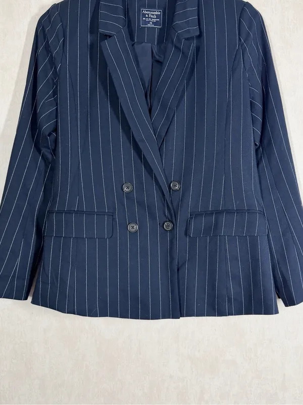 Abercrombie & Fitch Women’s Navy Pinestripe Double Breasted Blazer Classic XS - Image 3