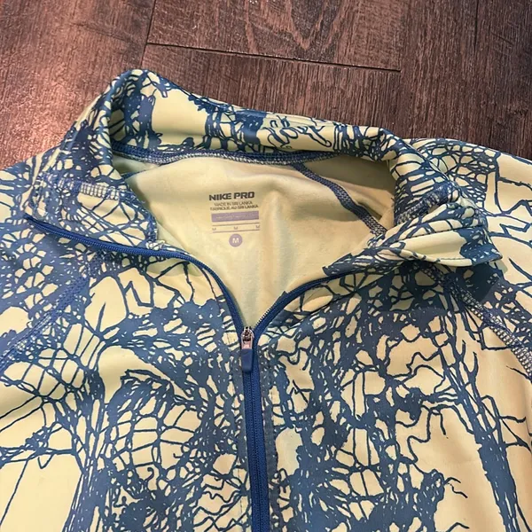 NIKE Pro Half Zip Pullover Womens‎ Medium Yellow Blue Lace Hyperwarm Long Sleeve - Image 2