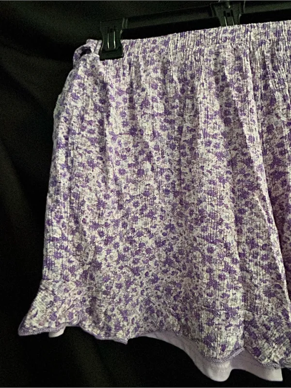 Pink Lily Lavender Floral Wrap Skirt Shorts MD - Image 6