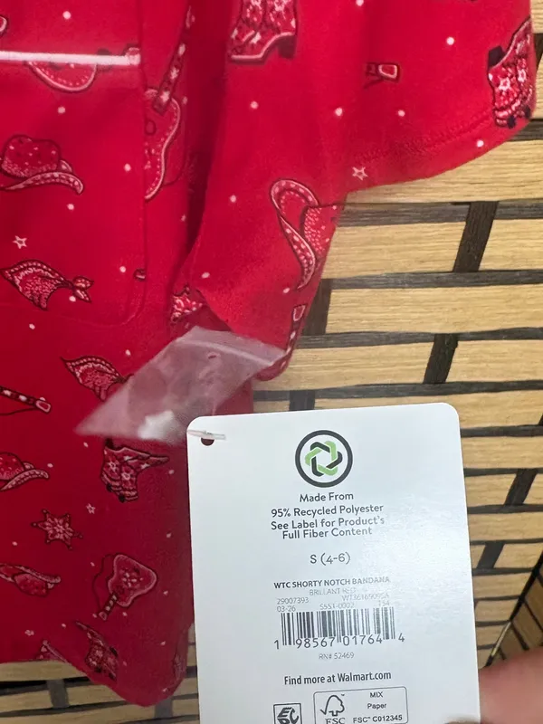 Red bandana print pajama shirt set size small - Image 4