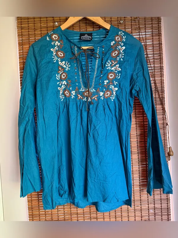 NWOT Vintage Angie Teal Embroidered Boho Tunic Top Medium - Image 2
