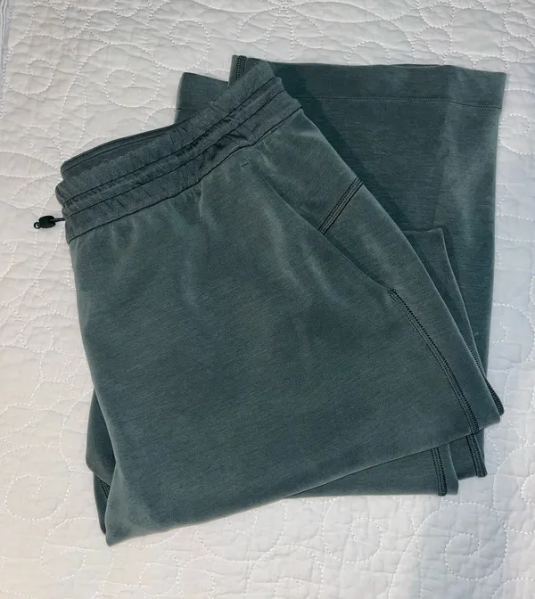 Lululemon Softstreme Pants - Image 2