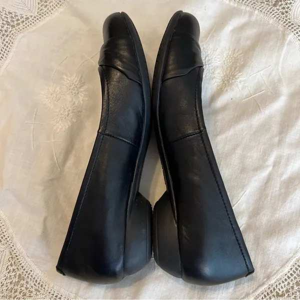 Hush Puppies Black Leather Comfort Shoes Women’s 8.5 Small Heel Casual Office - Image 7