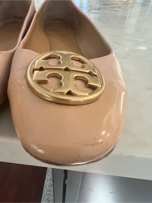 Tory Burch Blush Nude Leather Ballet Flats with Gold Logo Size 6 - Image 7