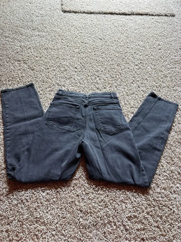 H&M Black High-Rise Distressed Button-Fly Jeans - Image 4