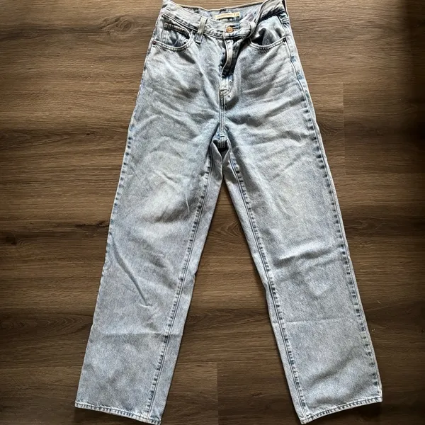 Levi's High Waisted Straight‎ Jeans size 25 - Image 2
