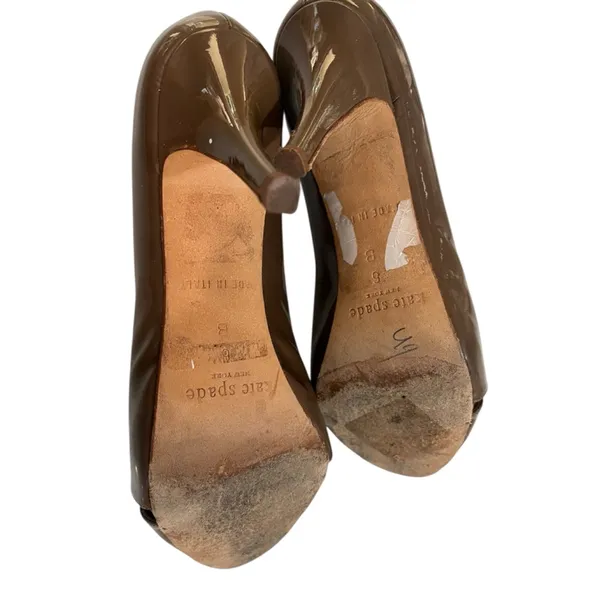 Kate Spade New York Patent Leather Pump Heels Size 6 Brown Peep Toe Women Italy - Image 6