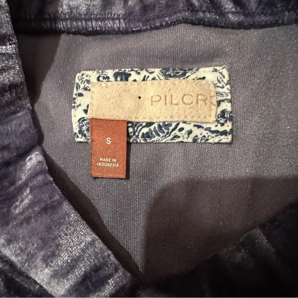 Anthropologie Pilcro Velveteen Mock‎ Neck Short Sleeve Top in Slate Sz S - Image 5
