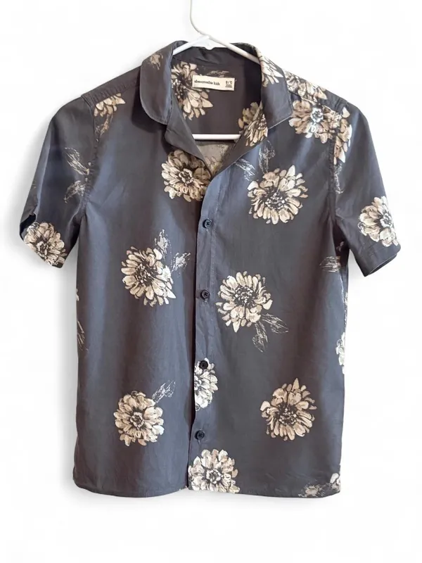 Abercrombie & Fitch Boy’s Short Sleeve Floral Shirt - Charcoal/Beige Sz 9 - Image 5