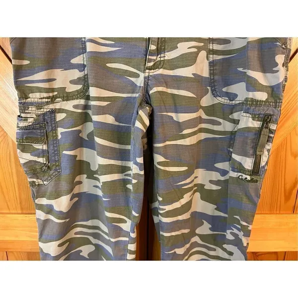 Cabela's Womens Bayou Pants Camo Cotton Ripstop Size 14/14 (4191) - Image 3