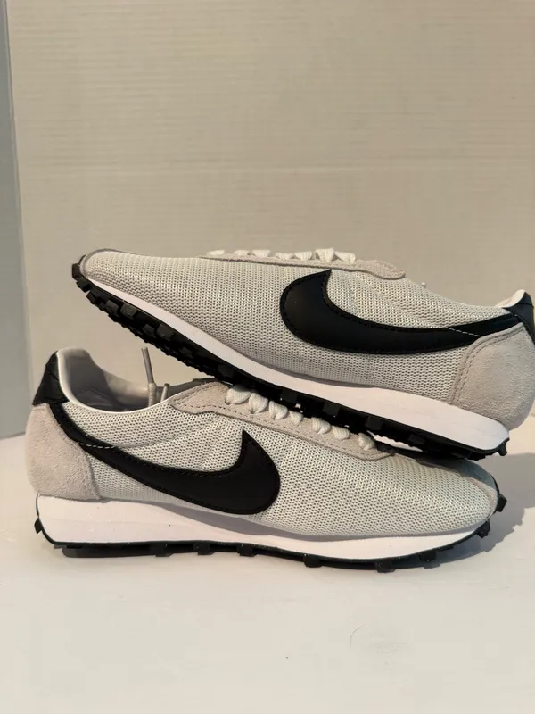 Women’s Nike Ld-1000 size 6W  - Image 2
