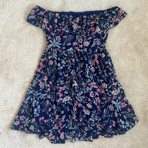Like New Lulus My Favorite Floral Print Navy Blue Mini Dress in Women's Small - Image 4