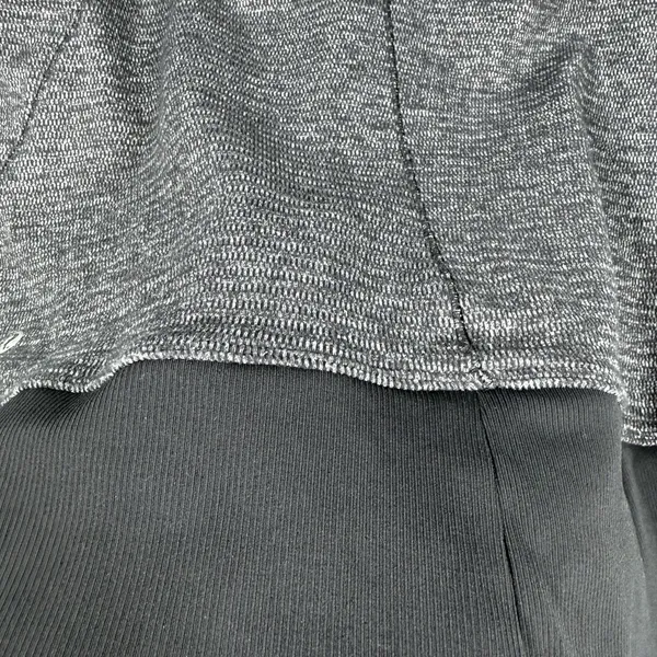 Lululemon Size-12 Womens Runderful Black Heather 1/2 Zip Pullover‎ Sweater - Image 9