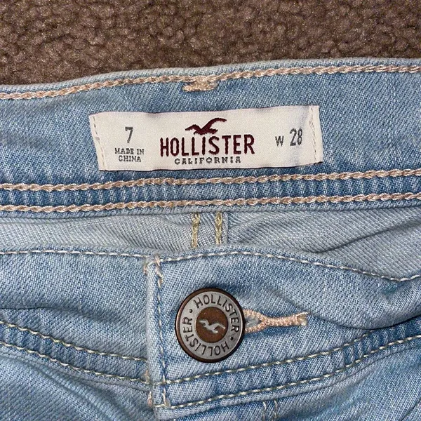 Light Wash Jean Shorts - Image 3
