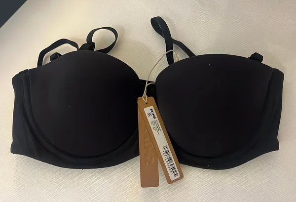 SKIMS NWT  Convertible Bra - Image 2