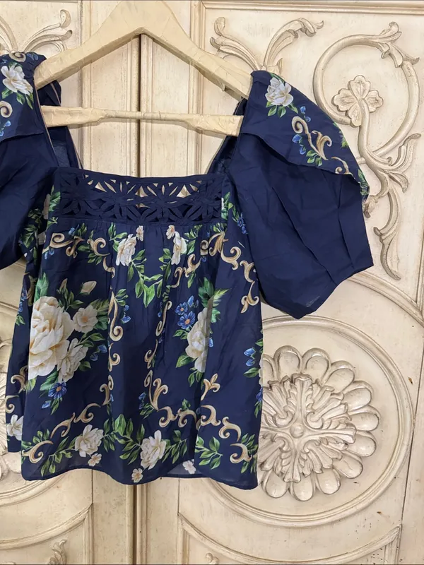 Farm Rio FLOWER TAPESTRY BLUE FLOWERED YOKE BLOUSE Size XSmall - Image 6
