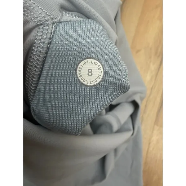 Lululemon Gray High Rise Leggings Size 8 Full‎ Length Yoga Pants - Image 5