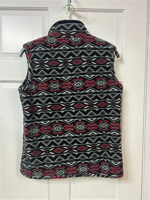 Jane Ashley Black, Gray & Red Geometric Fleece Vest - Image 3