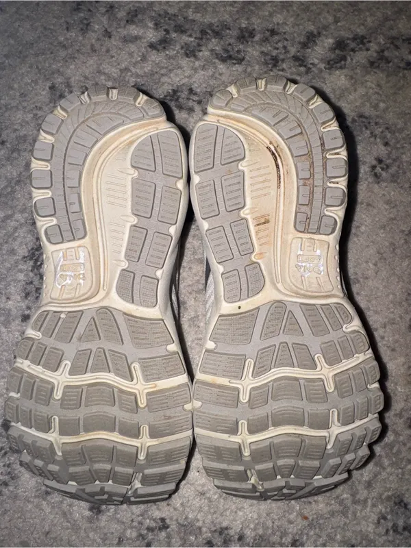 Brooks Ghost 12 Running Shoes - Image 5