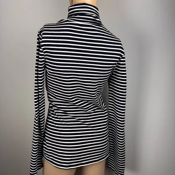 Express‎ Women's Sz M striped metallic Silver White Black Turtleneck Knit Top - Image 3