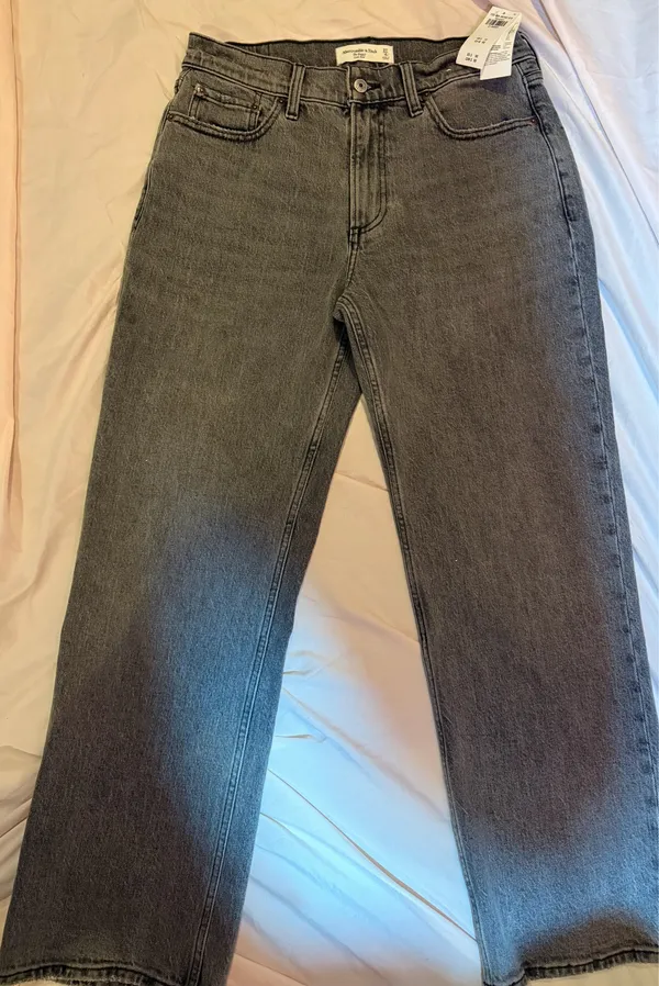 Abercrombie Jeans - Image 2