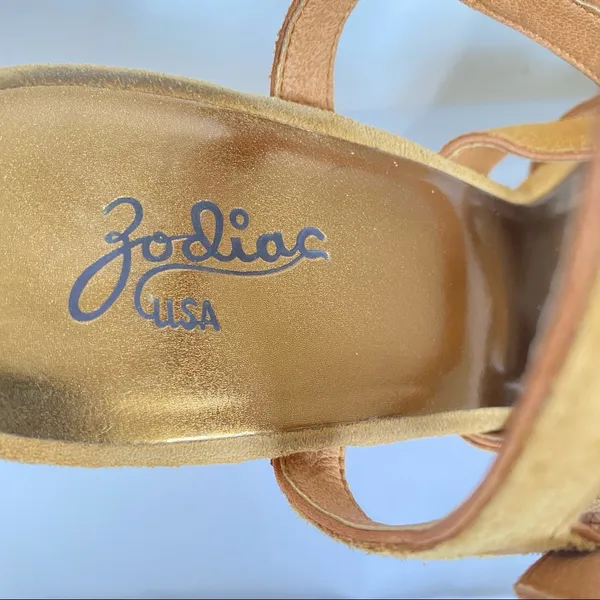 Zodiac Suede Buckle Strap Platform Sandal - Image 5