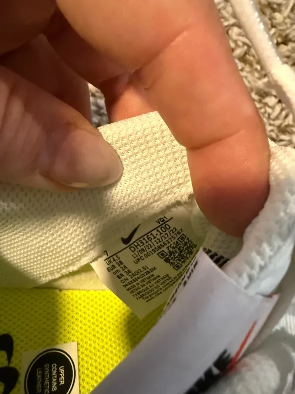Nike Sneakers Women’s - Image 2
