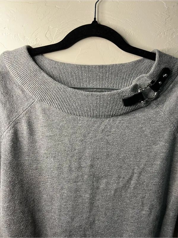 Lauren Ralph Lauren Gray Equestrian Horsebit Buckle Knit Sweater - Image 3