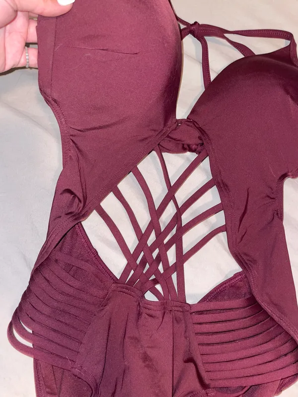 Kenneth Cole Strappy One Piece Swimsuit - Image 4
