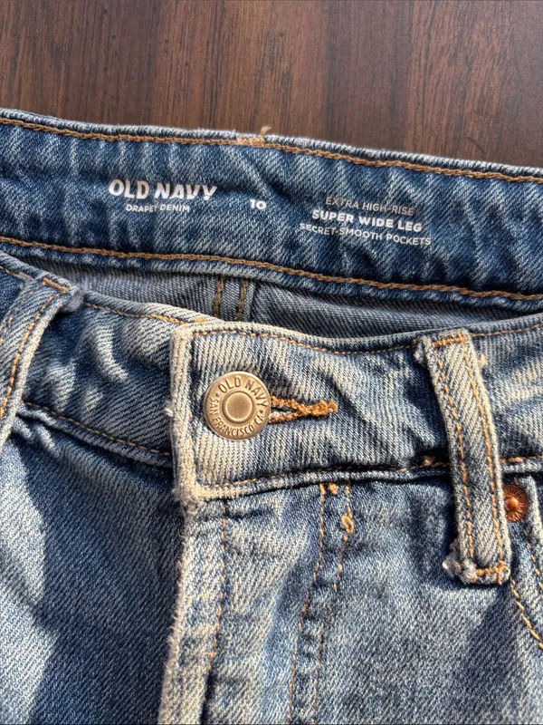 Old Navy Extra High-Rise Super Wide-Leg Jeans Sz 10 Medium Blue Wash Boho - Image 7