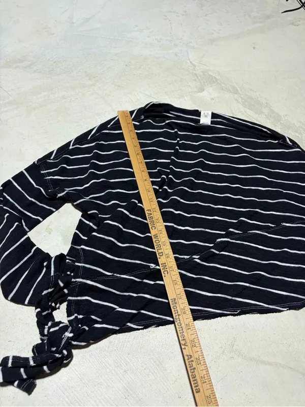 Free people we the free Black & White Striped Long Sleeve Tie-Hem Top medium - Image 5