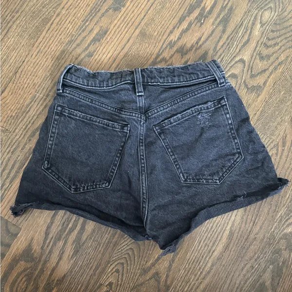Abercrombie and fitch black Curve Love High Rise waisted Mom Shorts - Image 5