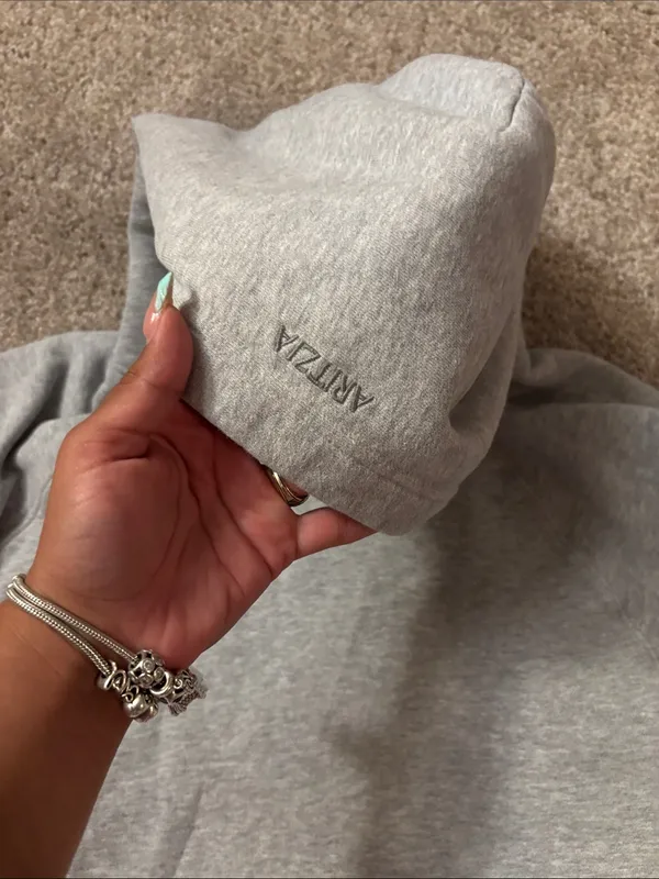 Aritzia cozy Sweatfleece perfect hoodie - Image 3