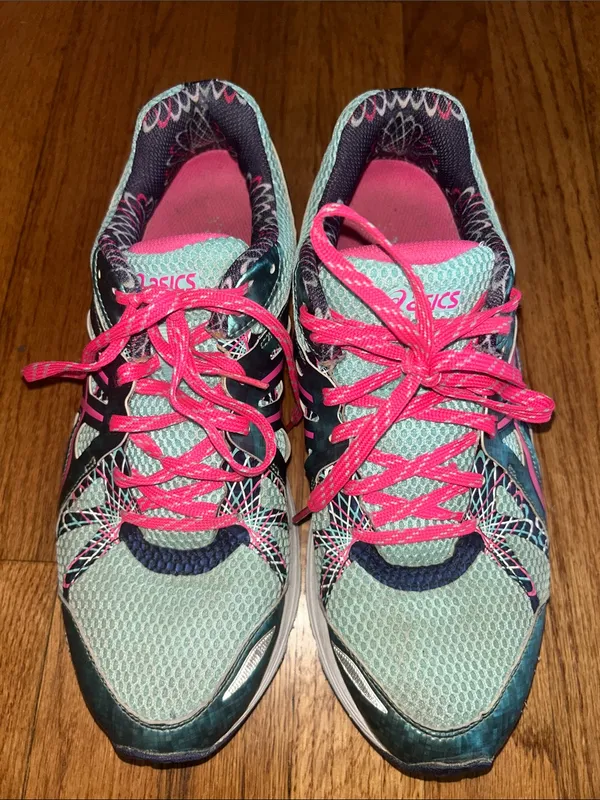 ASICS Gel-Preleus women's running shoes in the Ice Blue and Hot Pink size 11 - Image 2