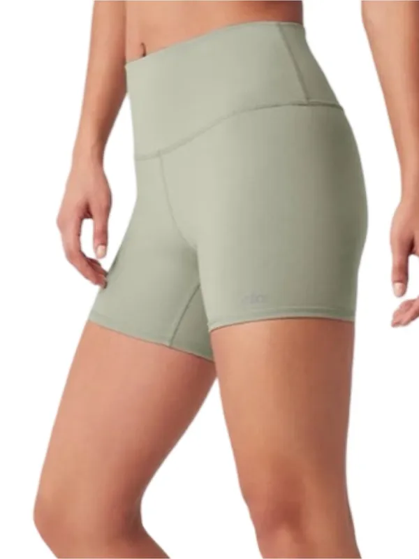 Alo Yoga Women’s Size XS Limestone Green 5" Airbrush High Waist Biker Shorts - Image 2