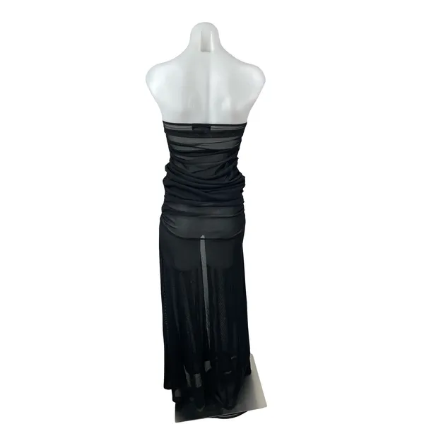 PrettyLittleThing x Naomi Campbell Black Bandeau Ruched Strapless Blouse Top 4 - Image 4