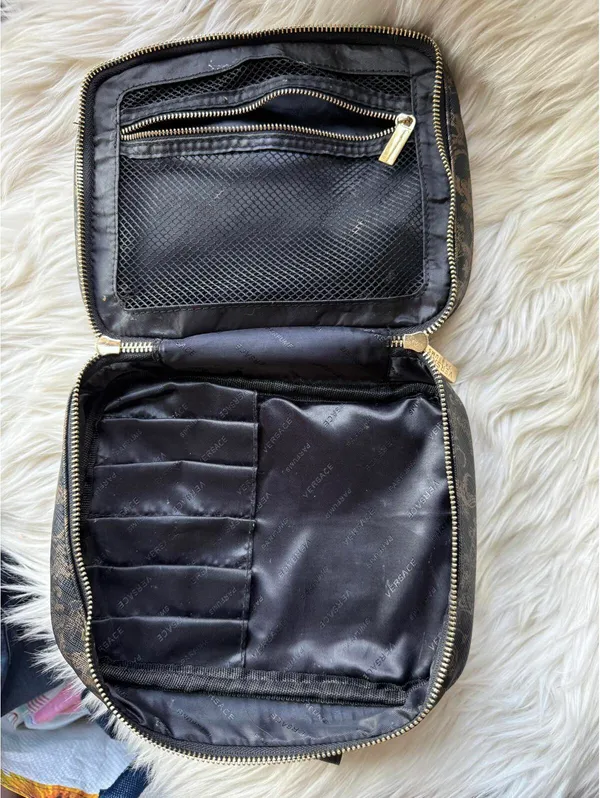 Versace Parfums Black and Brown Logo Cosmetic Bag - Image 8